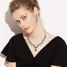 将图片加载到图库查看器，Clear Crystal and Cubic Zircon Necklace and Earrings Jewelry Set for Women – alternate view