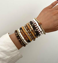 Load image into Gallery viewer, 13pcs Heishi Clay Bracelets &amp; 25pcs Gold Rings