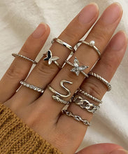 将图片加载到图库查看器，30 Pcs Silver Stackable Rings Set for Women, Boho Butterfly Snake Knuckle Finger Rings Stack, Vintage Midi Rings Pack Summer Jewelry