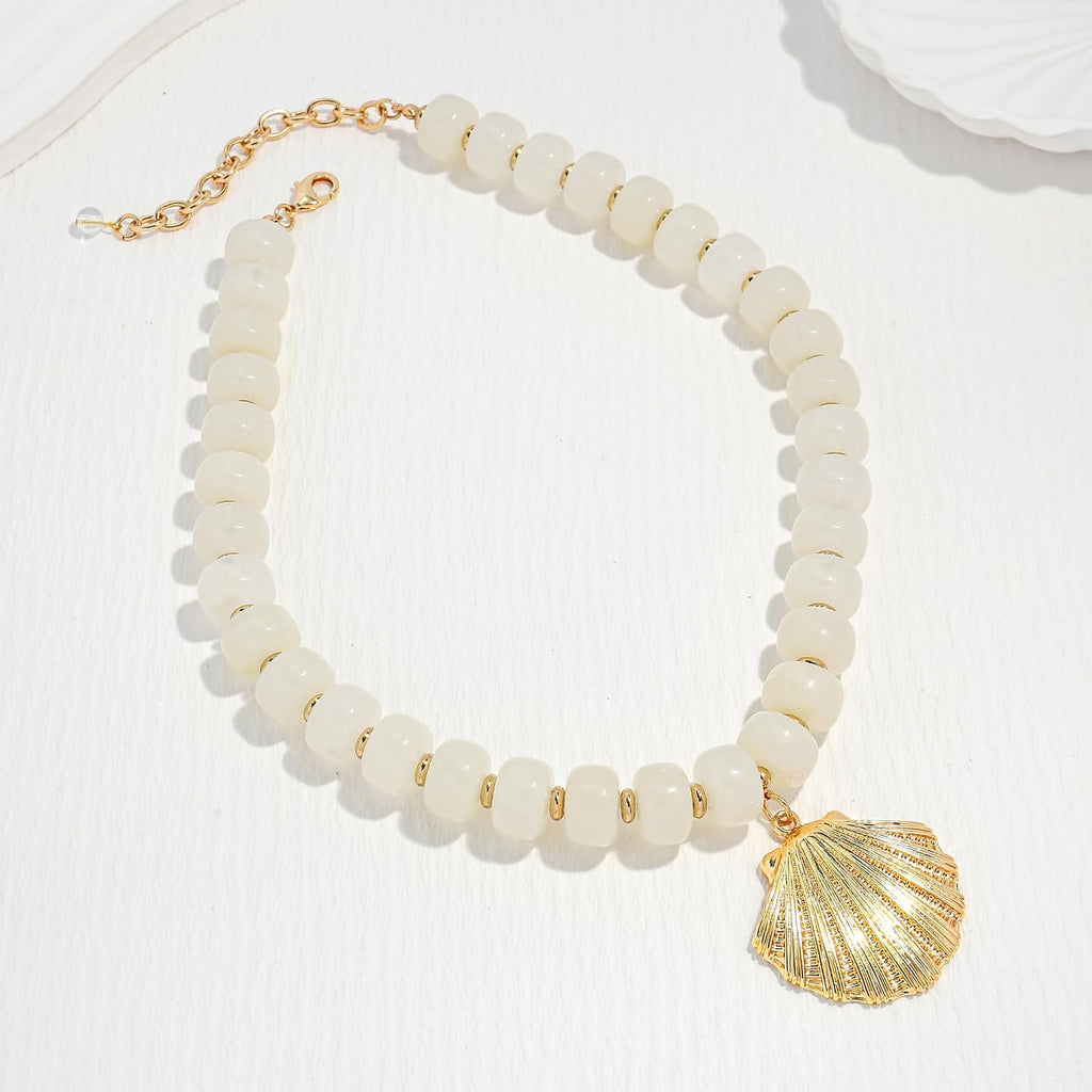 Colorful Beaded Shell Necklace Gold Seashell Pendant – view 4