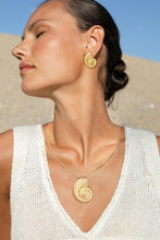 将图片加载到图库查看器，Conch Pendant Necklace And Earrings For Women – view 4