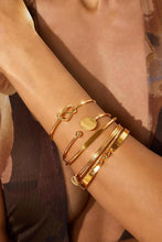 将图片加载到图库查看器，78-Piece Gold Jewelry Set — Necklaces &amp; Bangle