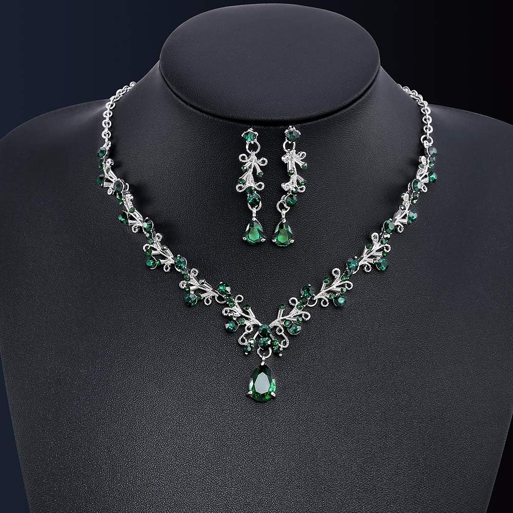 Clear Crystal and Cubic Zircon Necklace and Earrings Jewelry Set for Women – view 4