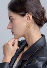 将图片加载到图库查看器，Twisited Gold Chunky Hoop Earrings For Women, 14K Gold Plated – view 3
