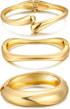Load image into Gallery viewer, Set of three chunky gold bangle bracelets for women