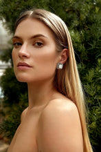 将图片加载到图库查看器，Antique Gold Clip On Hoop Earrings for Women